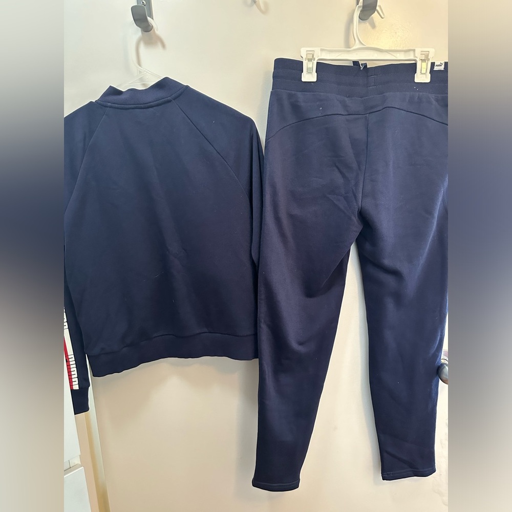 Puma sweat suit, Sweaters size Medium and pants size Small. Navy blue